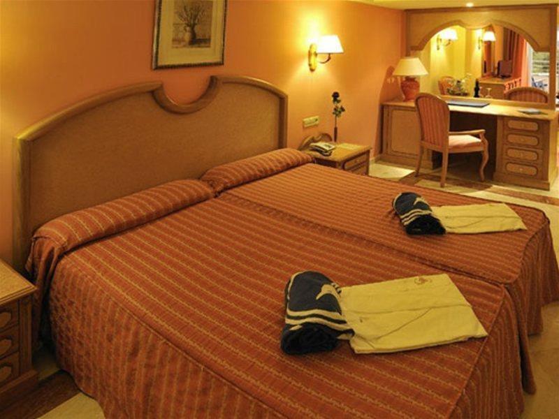 Grupotel Acapulco Playa - Adults Only بلايا ذي بالما المظهر الخارجي الصورة
